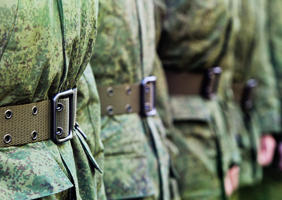 Молодые омичи сами идут в военкомат, чтобы служить в армии Молодые омичи сами идут в военкомат, чтобы служить в армии